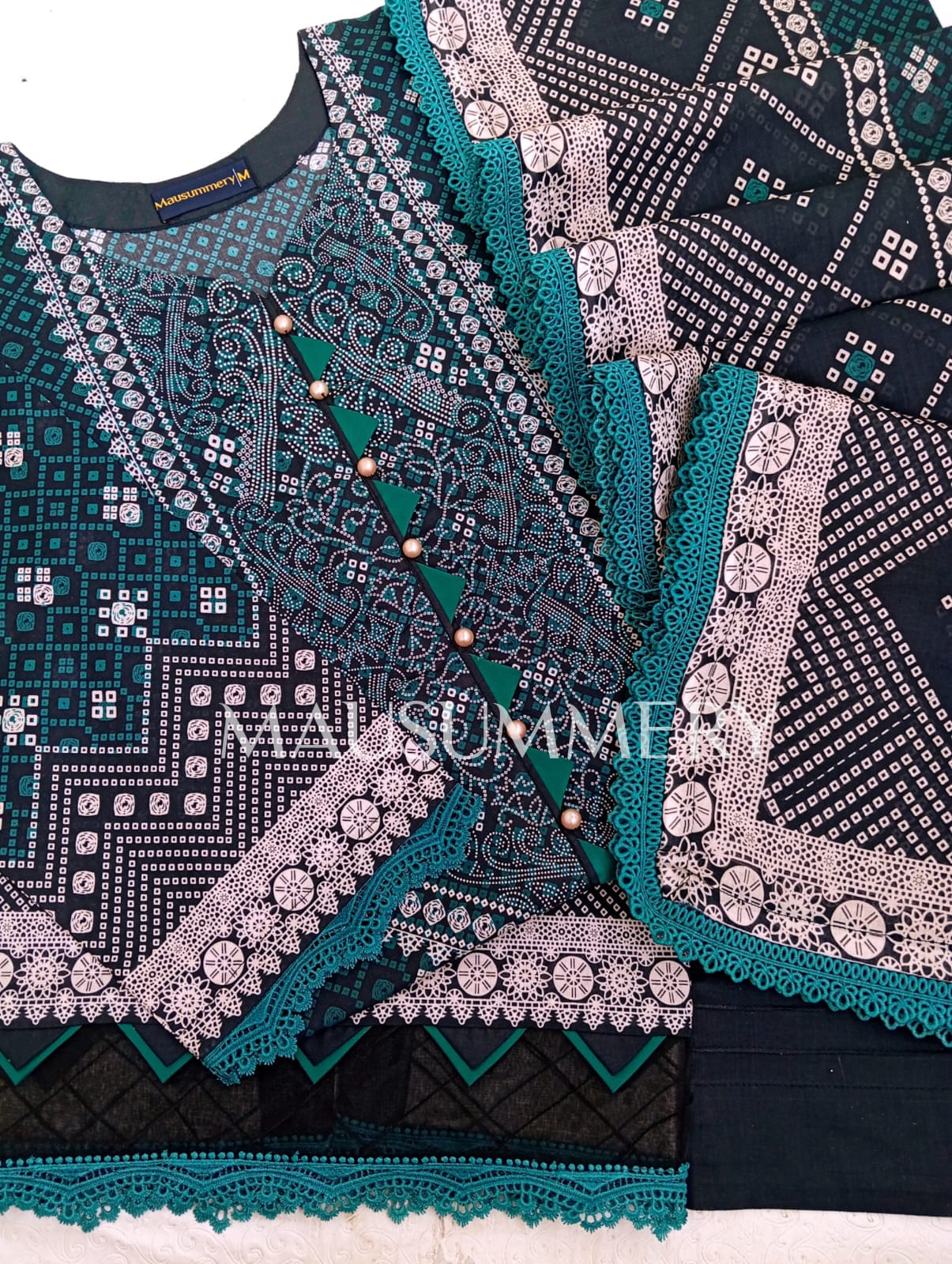 Mausummery Lawn - 04