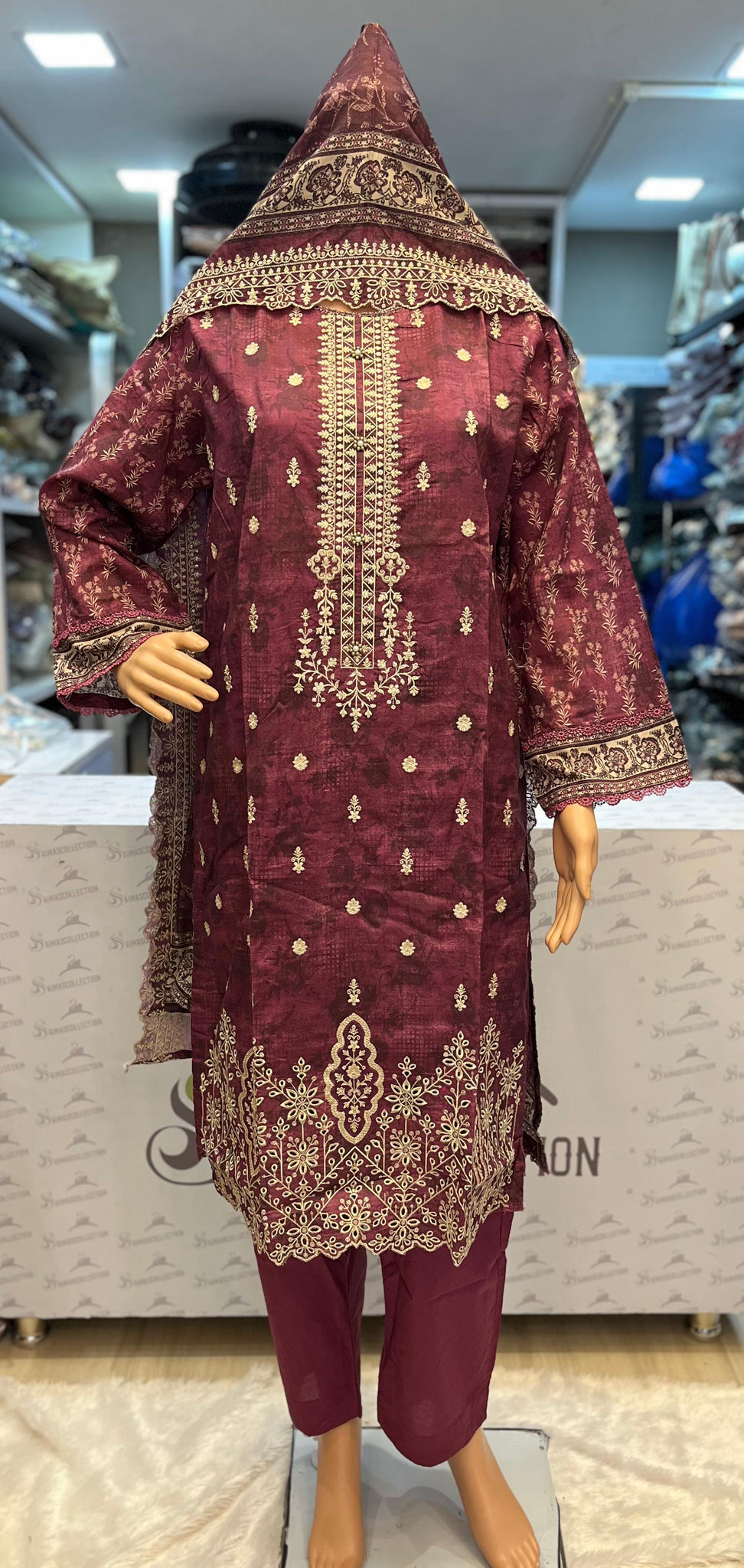 Riwayat Premium Chikankari Lawn| Stitched