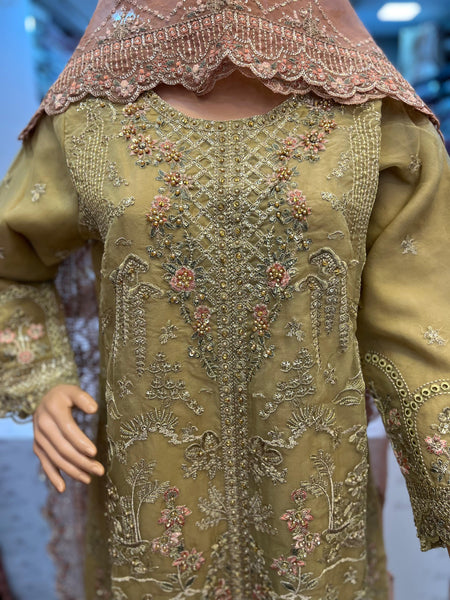 HUSNARA | RTW | D Skin