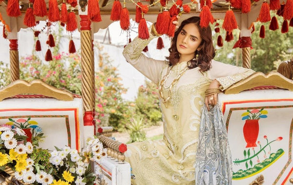 Etoiles By Zebaish Embroidered Lawn 2023 | ED-06