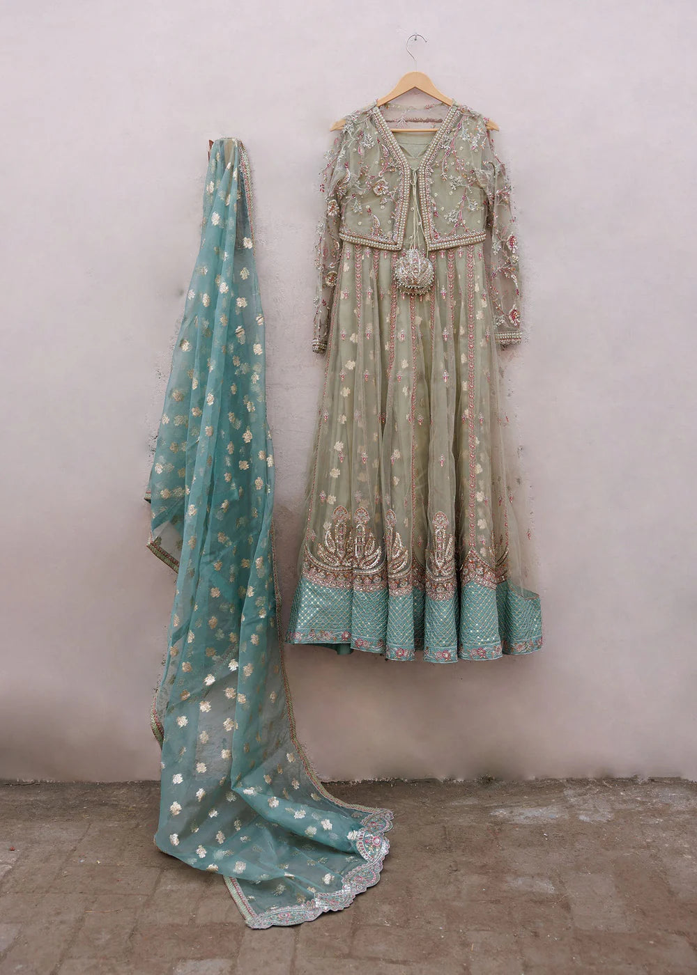 Mint Zari