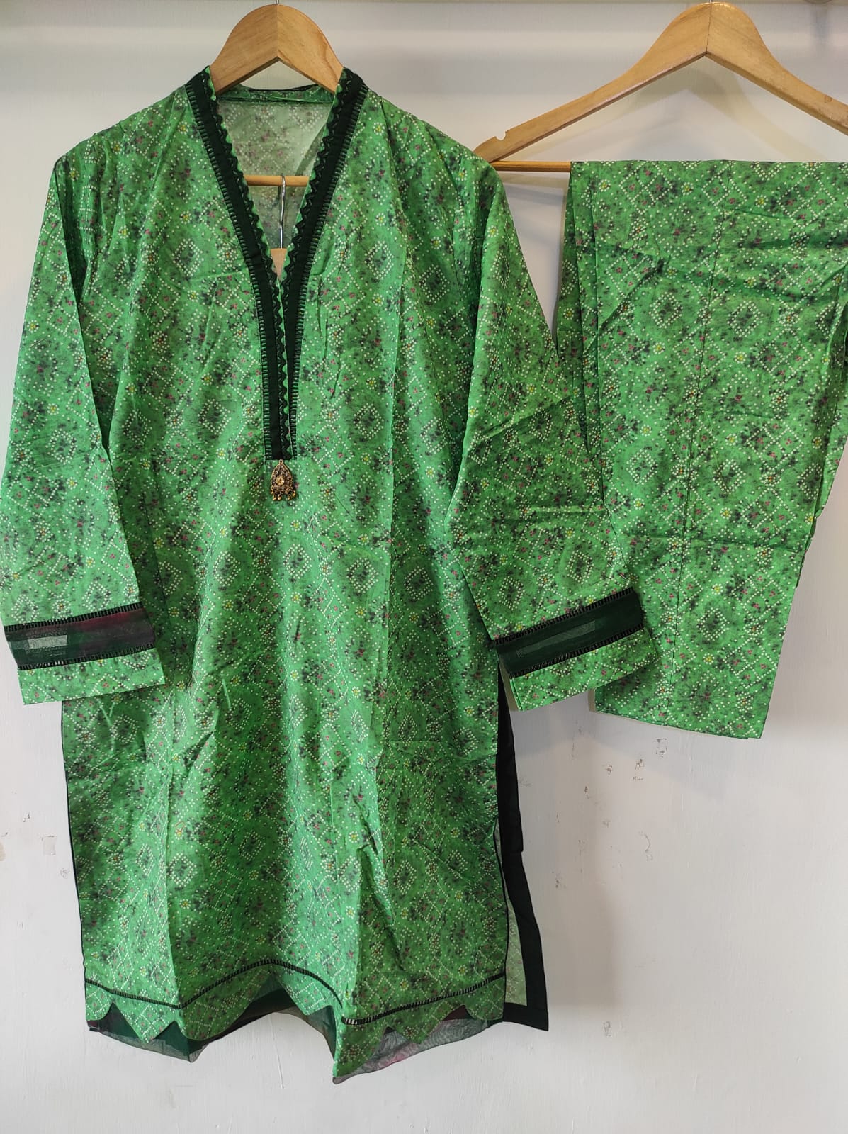 Tawakkal Emine- D-7620