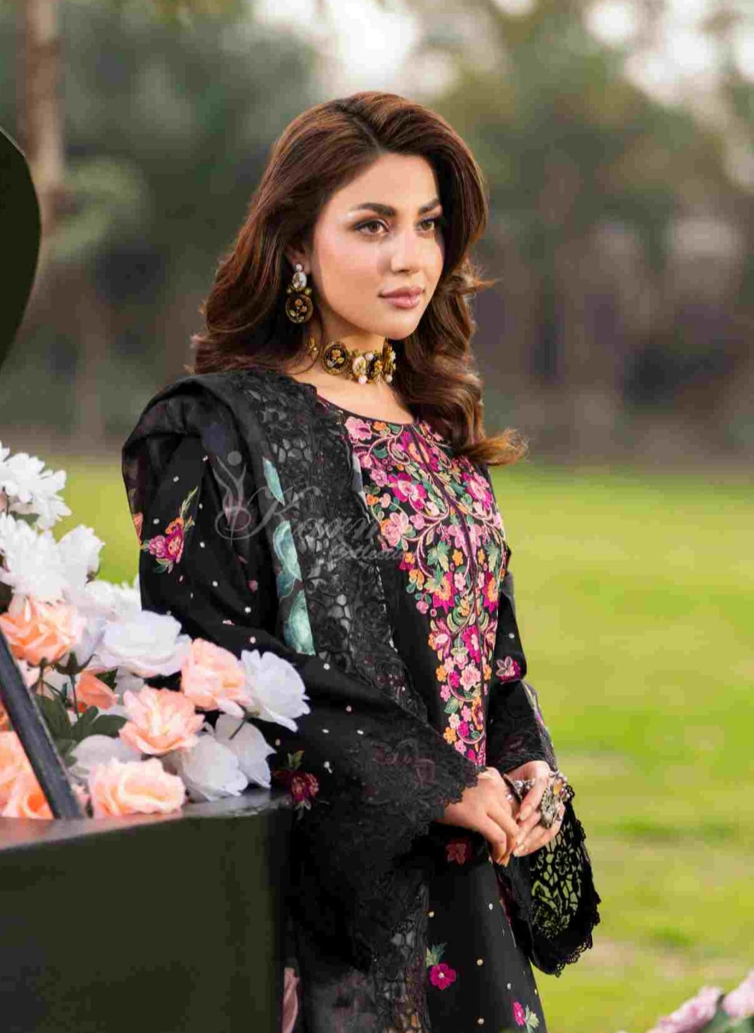 Chaand Raat Luxury Lawn | Black Floral