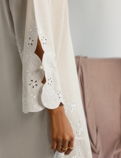 Sahar Pret | Snowdrop Charm