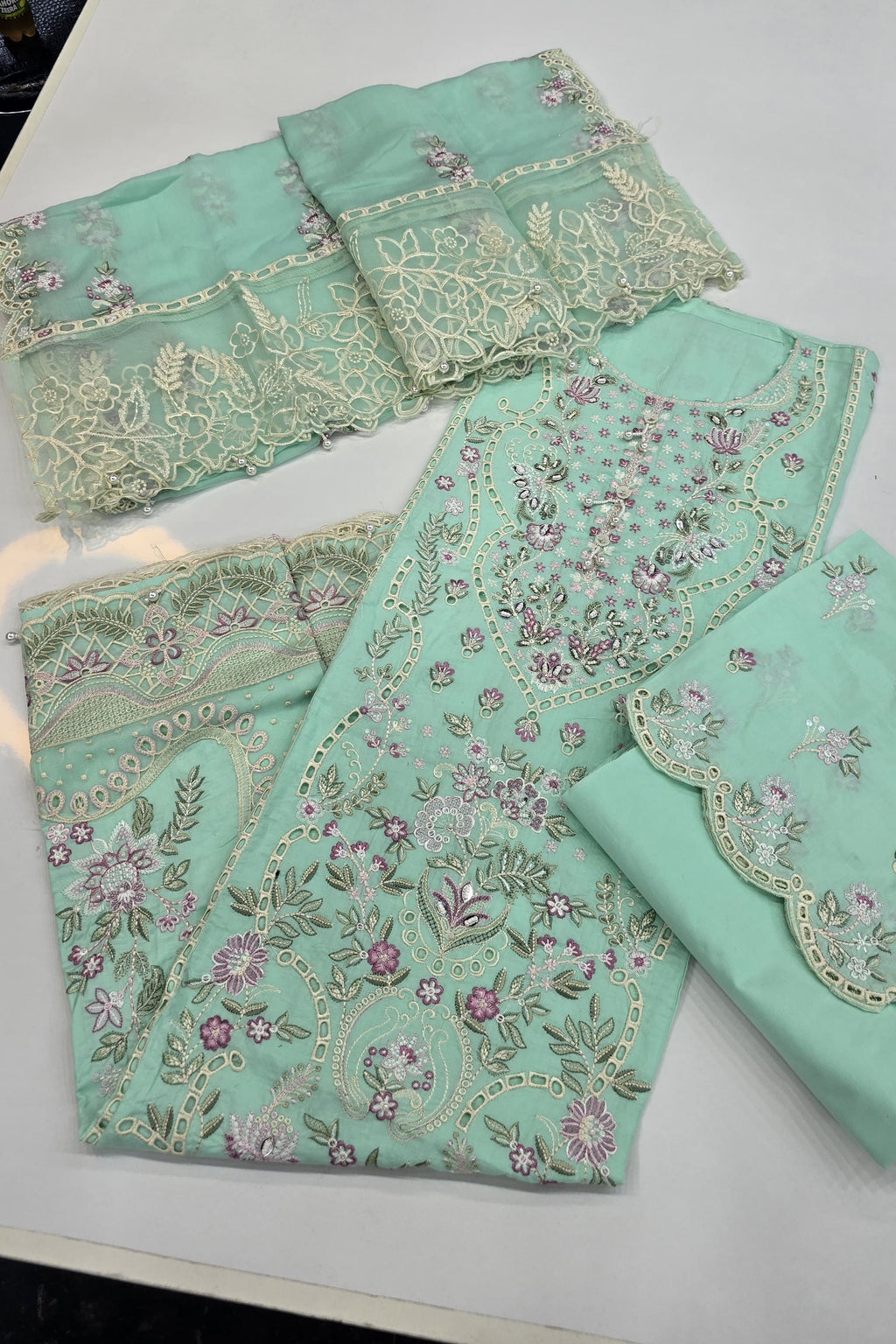 Qalamkar Suqoon Semi-Stitched Luxury Lawn 006