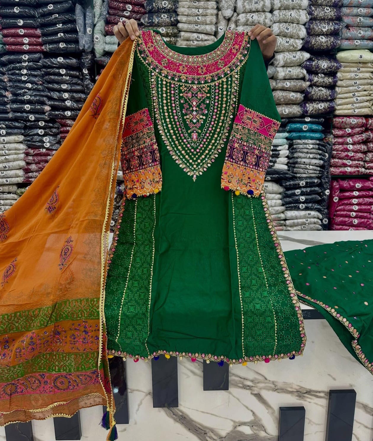 Haya Luxury Lawn | GREEN