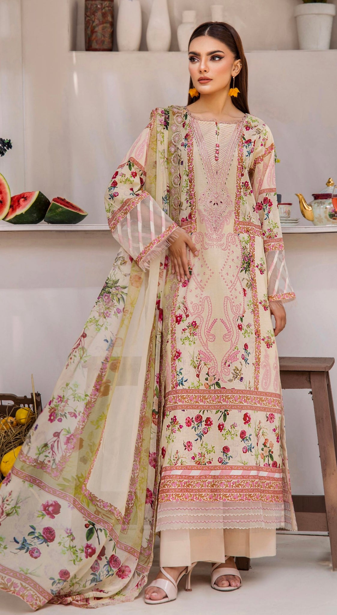 Embroidered Lawn Suit | GPRL2402