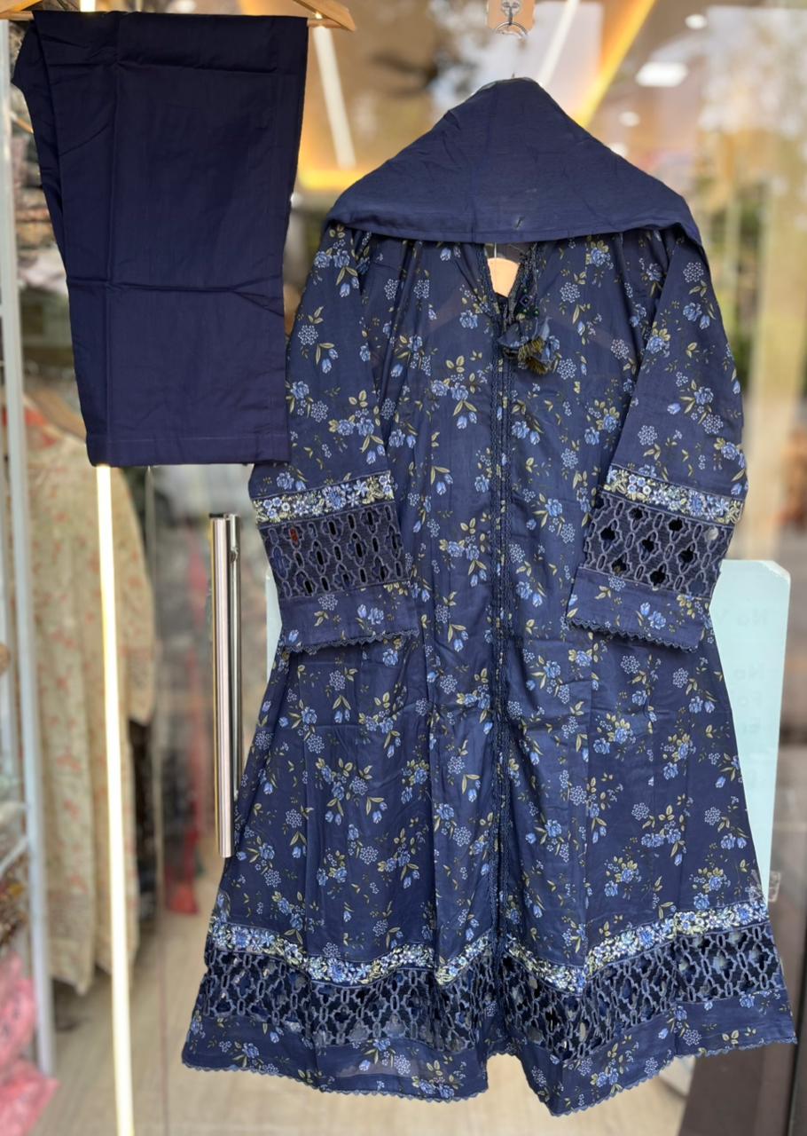 Sadabahar Peplum Cutwork Lawn 02