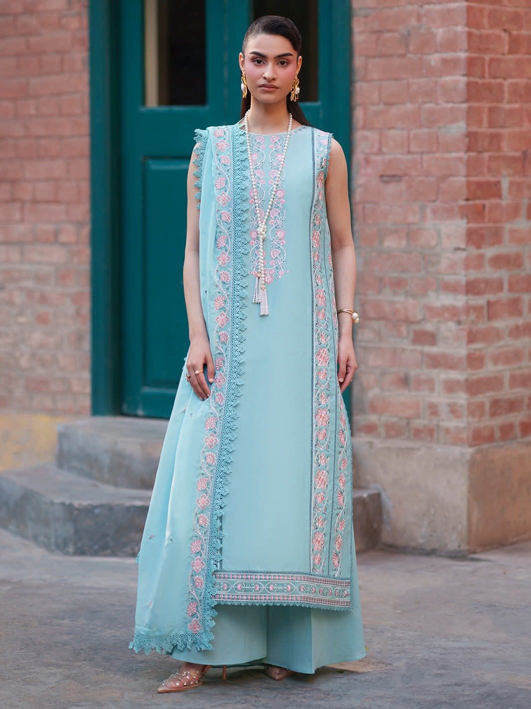 Fiona Mahnur Unstitched Embroidered Lawn 012