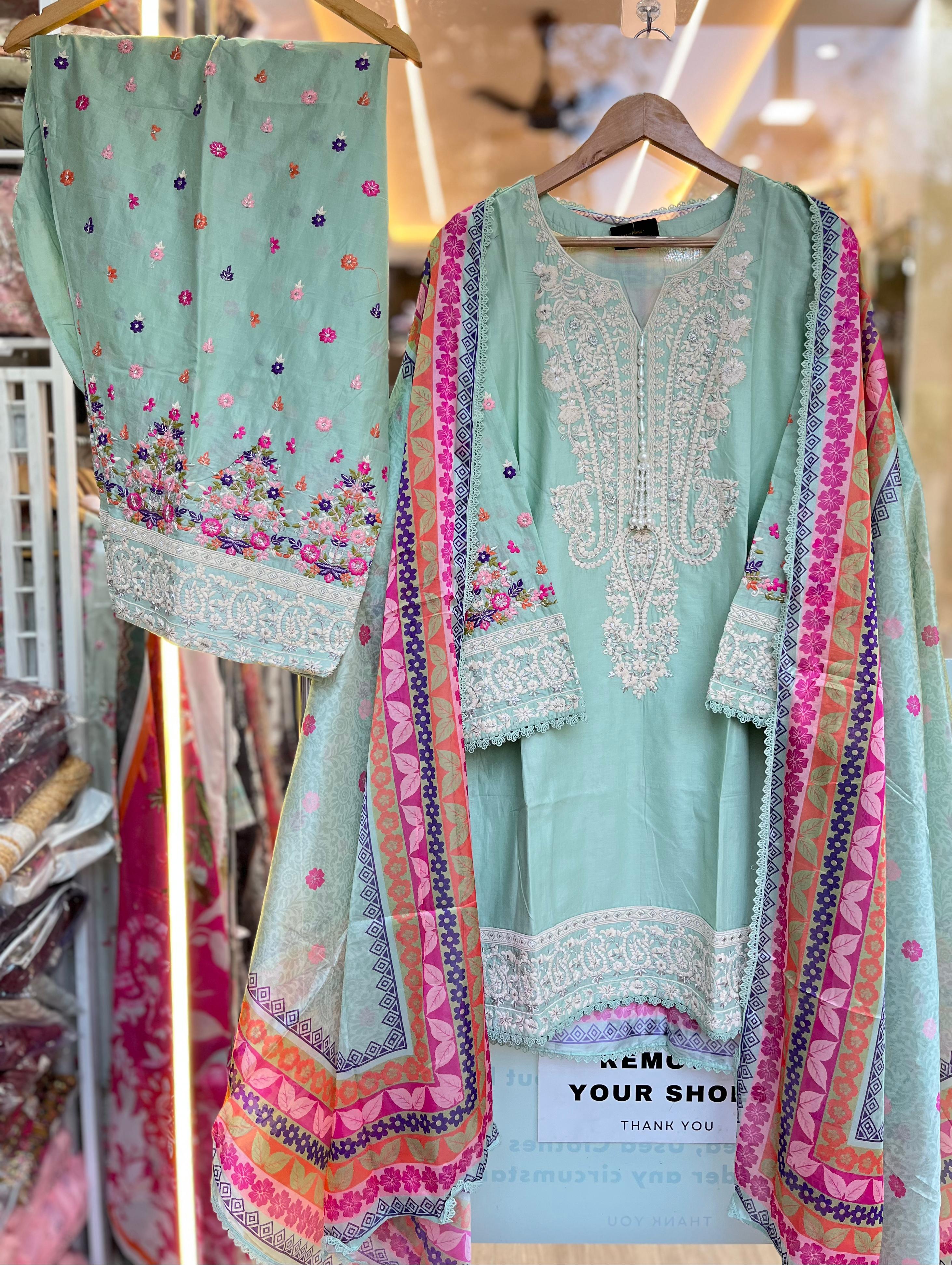 Ferisha Luxury Lawn | Sage Tint
