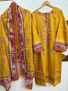 Amber Printed Lawn Collection