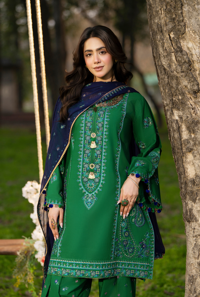 Haya Luxury Lawn | Dark Green