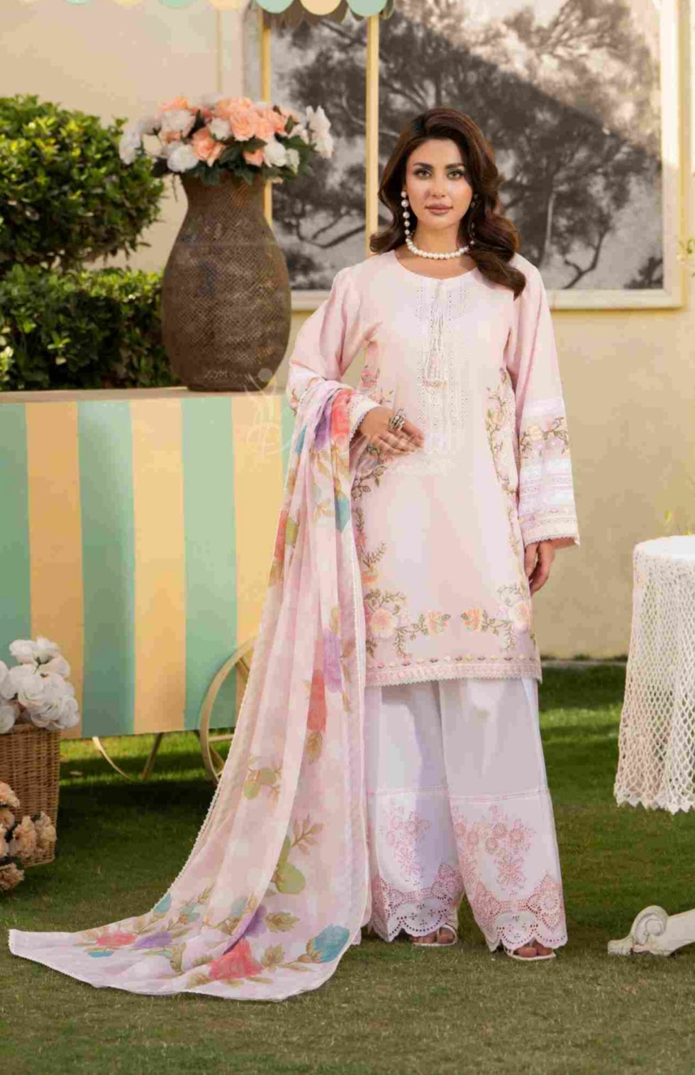 Ferisha Luxury Lawn | Rose Quartz