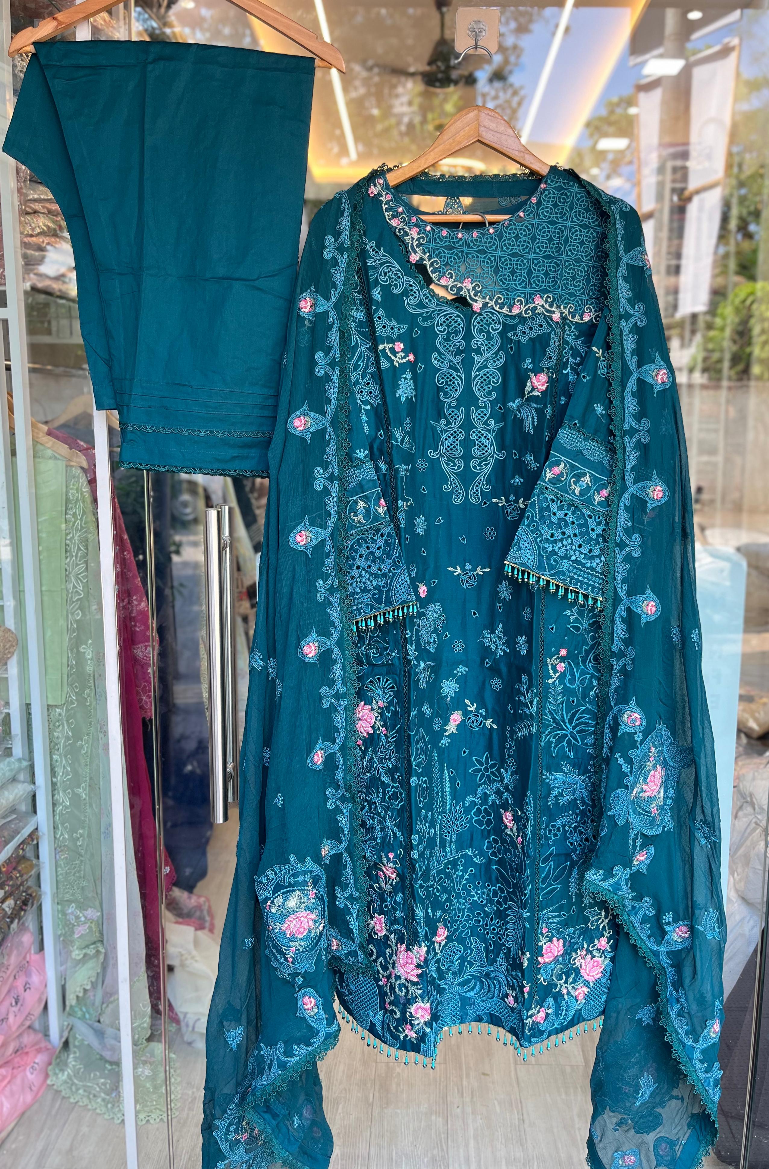 Qalamkar Sahil Lawn 2026 | Elif | Green Embroidered Lawn Suit