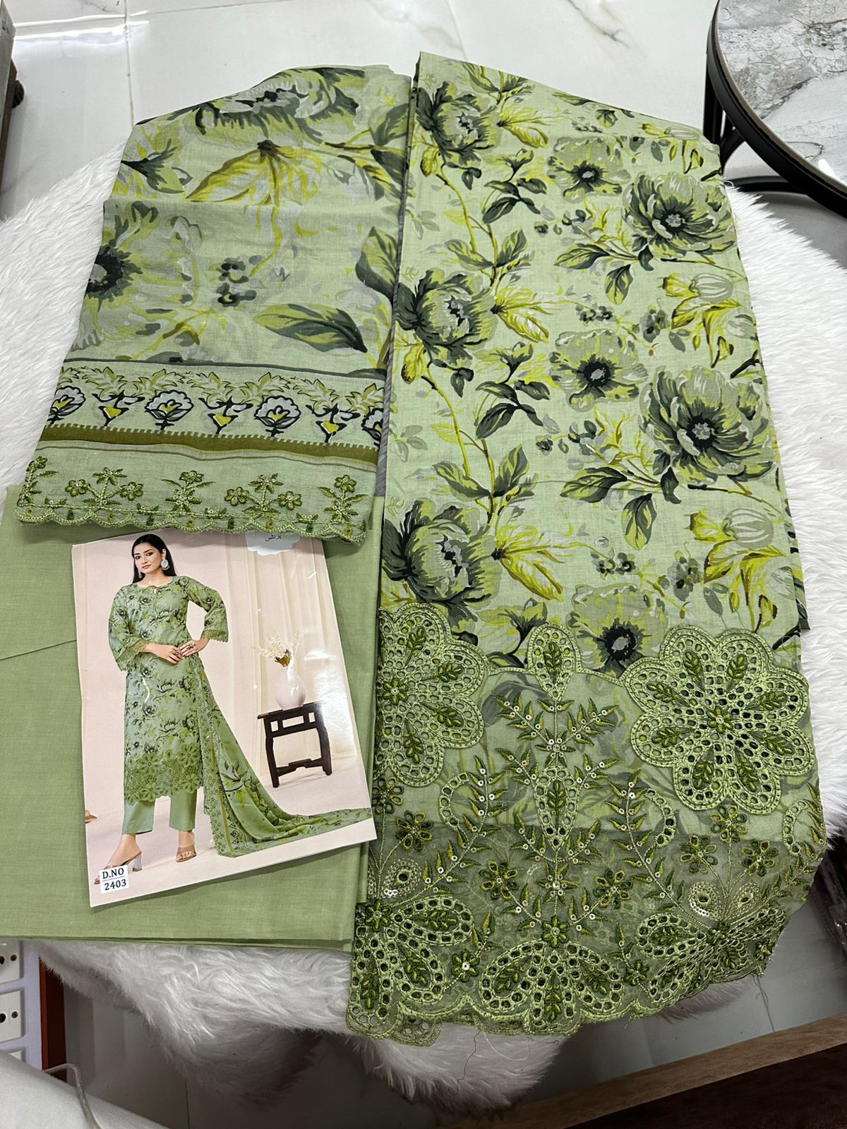 Embroidered Cotton Suit | Green