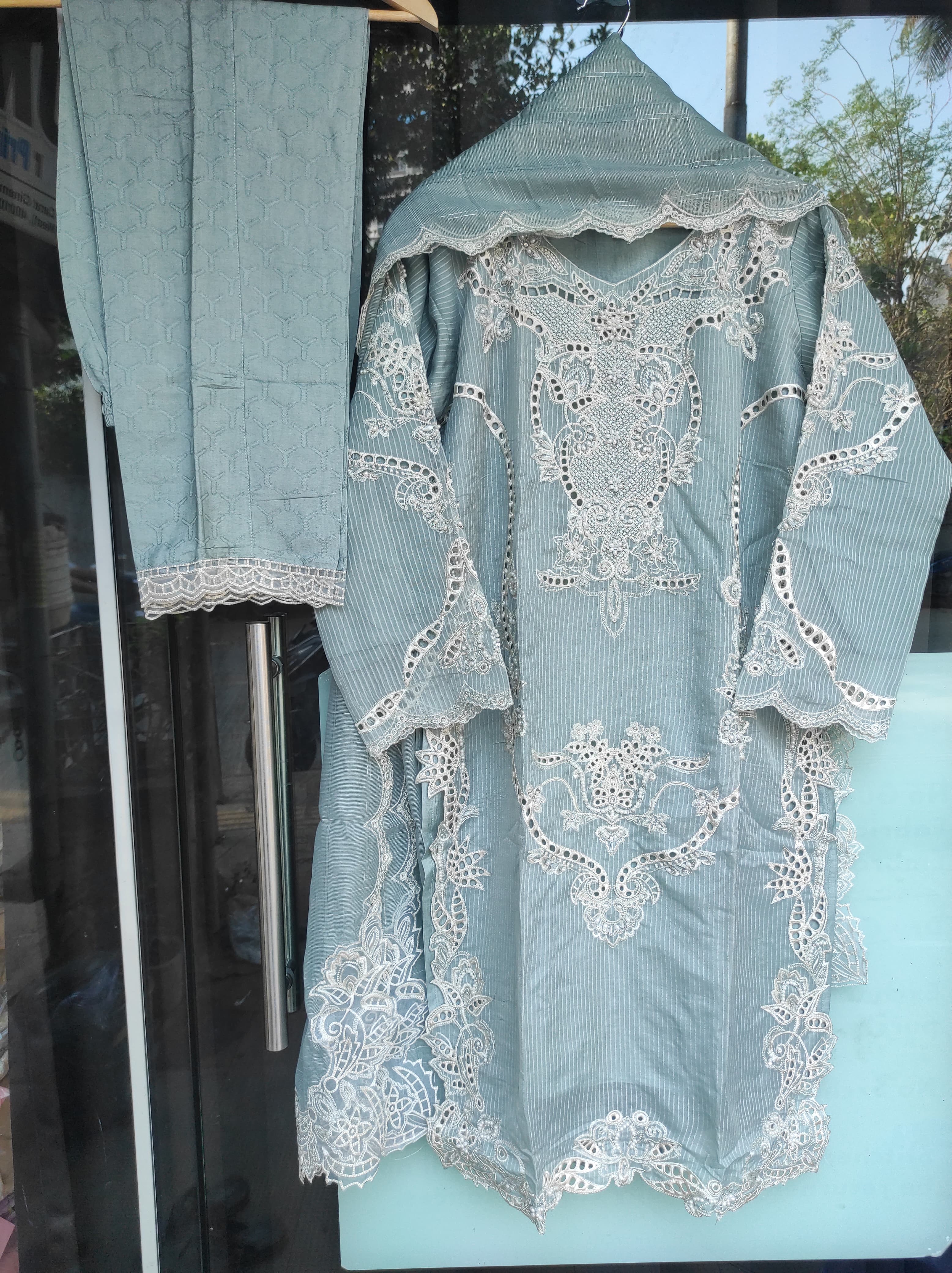 Sea-mist Blue Eid Pret