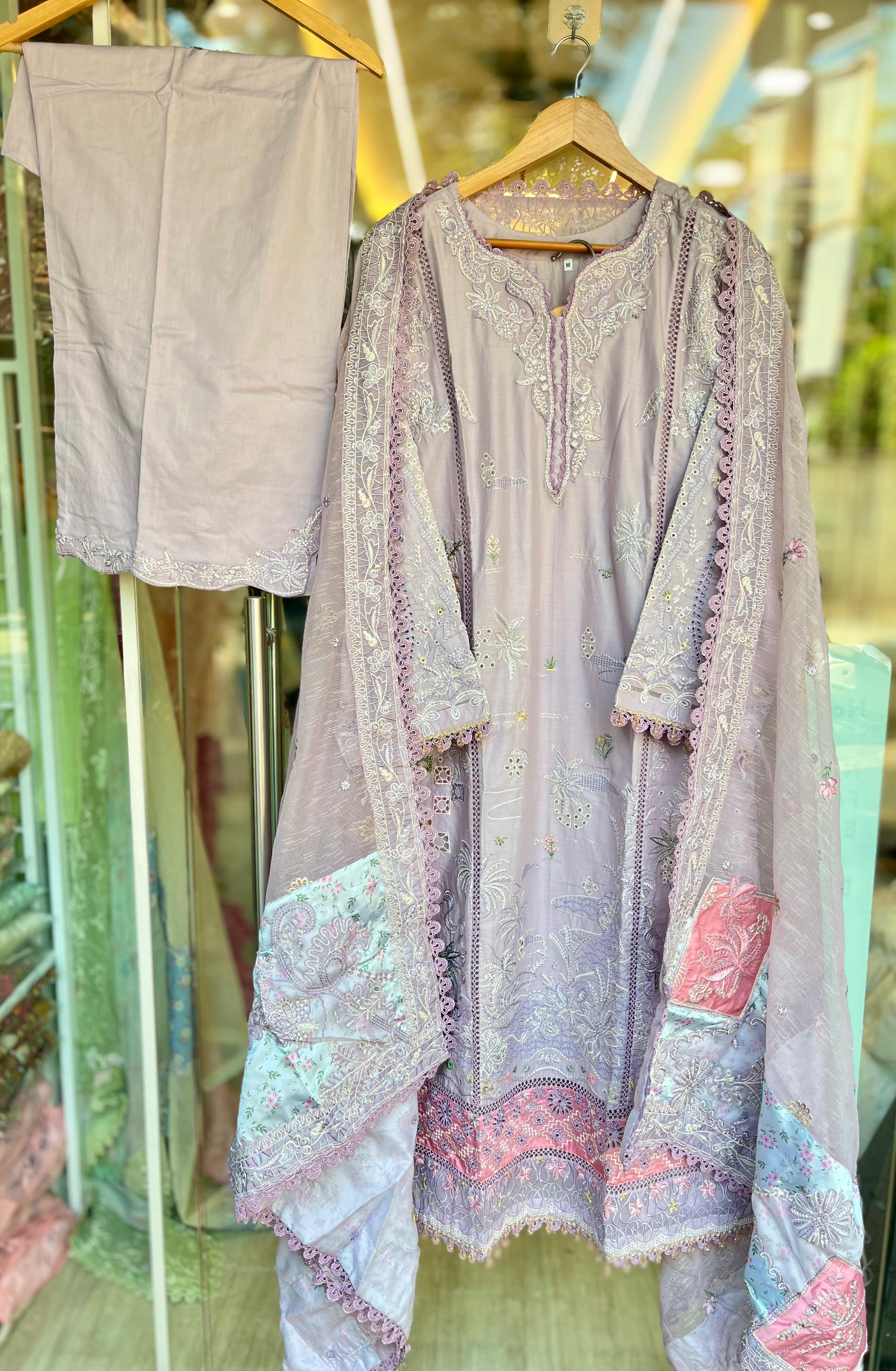 Qalamkar Sahil Lawn 2026 | Rehma | Lavender Embroidered Lawn Suit