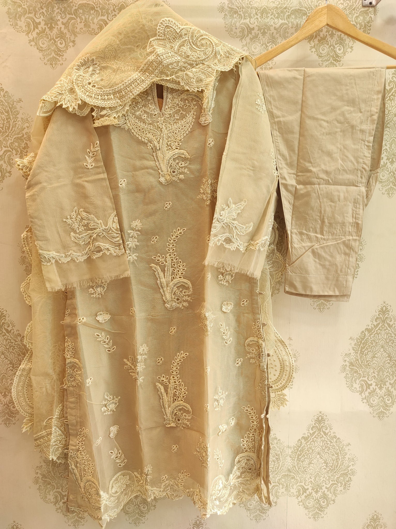 Zarnoor | Cotton Net