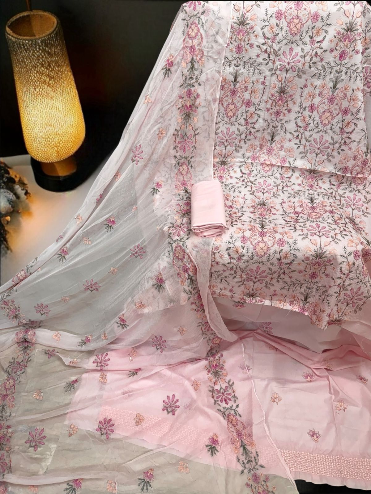 Bareeze Embroidered Lawn (Unstitched) 007