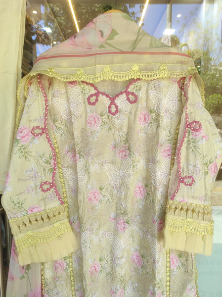 Butter Yellow Floral Embroidered 3 piece Salwar Kameez