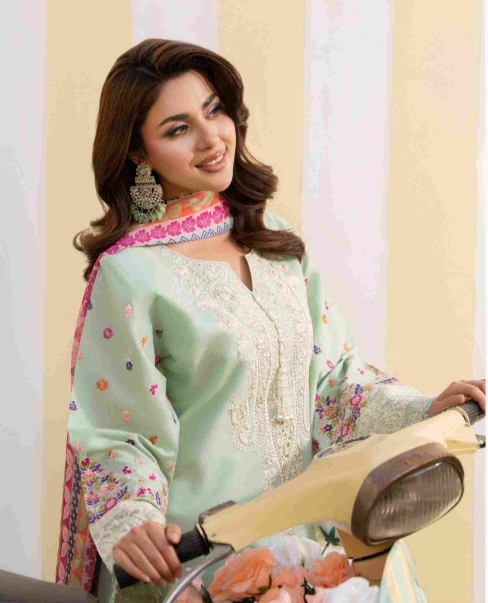 Ferisha Luxury Lawn | Sage Tint