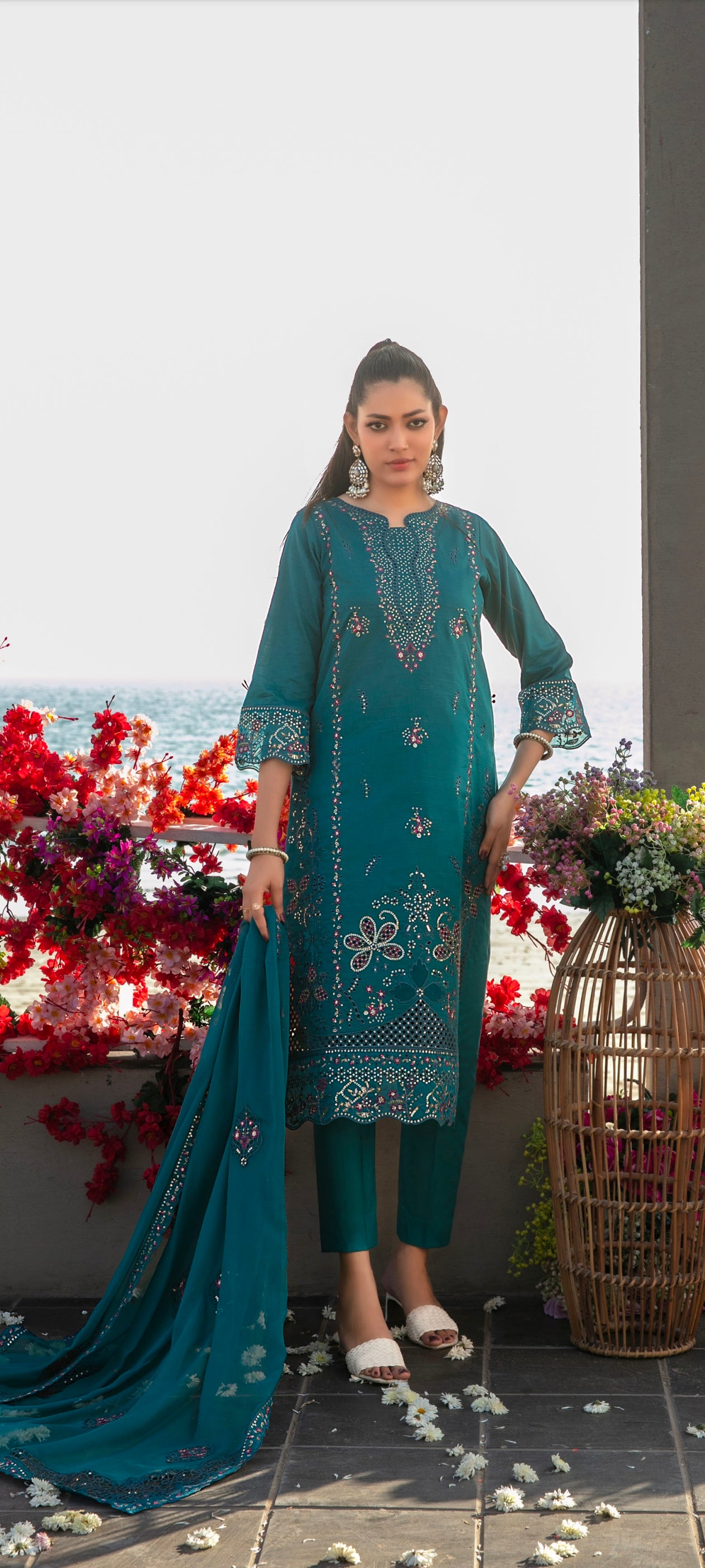 Sonheri Semi-stitched Lawn | D.no.008