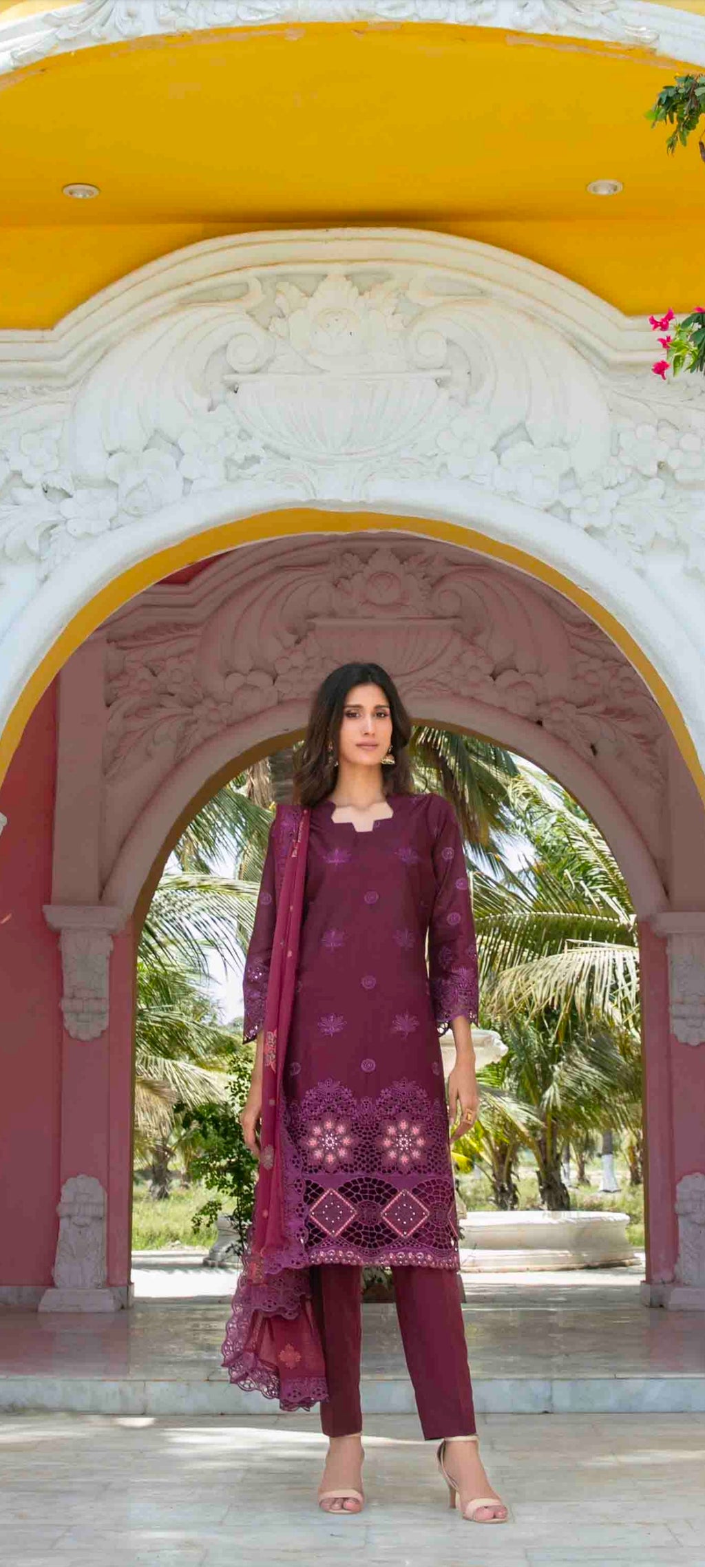 Seara Semi-stitched Lawn | D.no.001