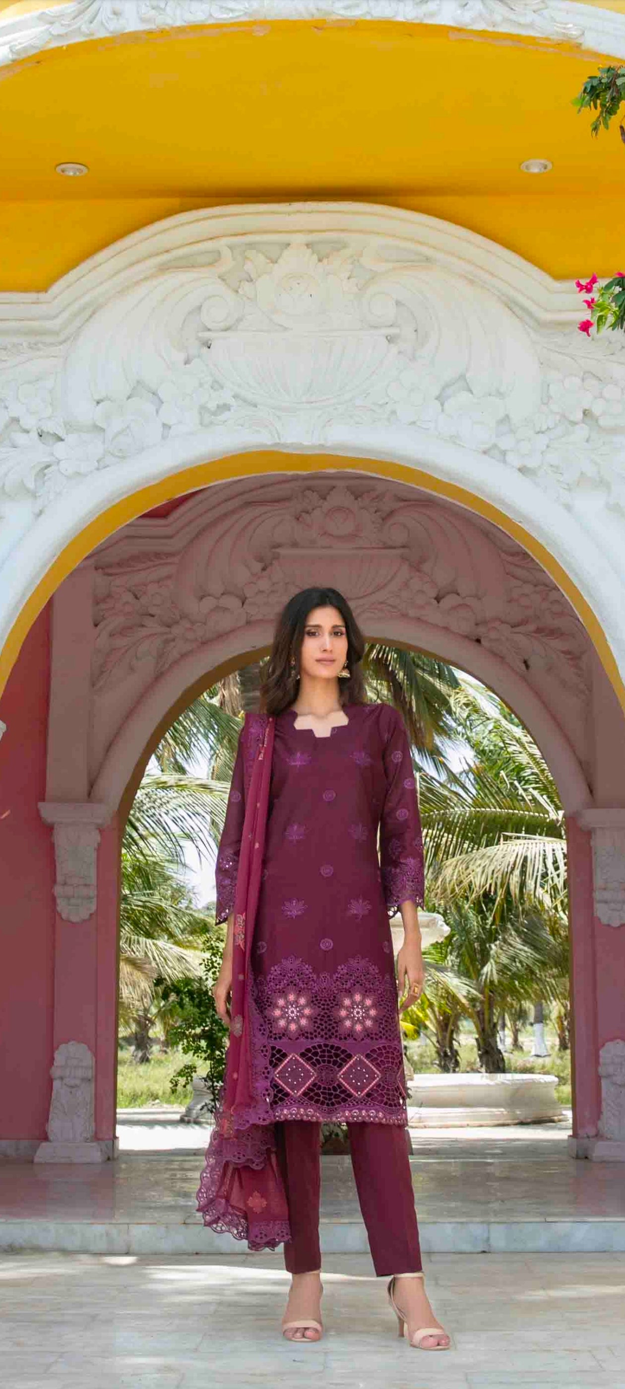 Seara Semi-stitched Lawn | D.no.001