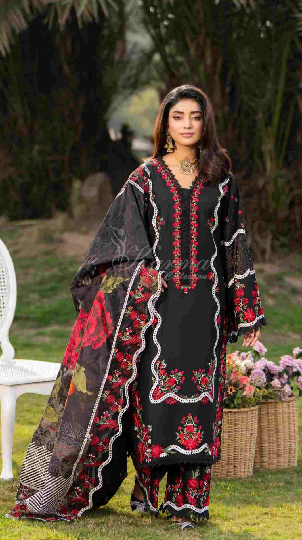 Chaand Raat Luxury Lawn | Obsidian