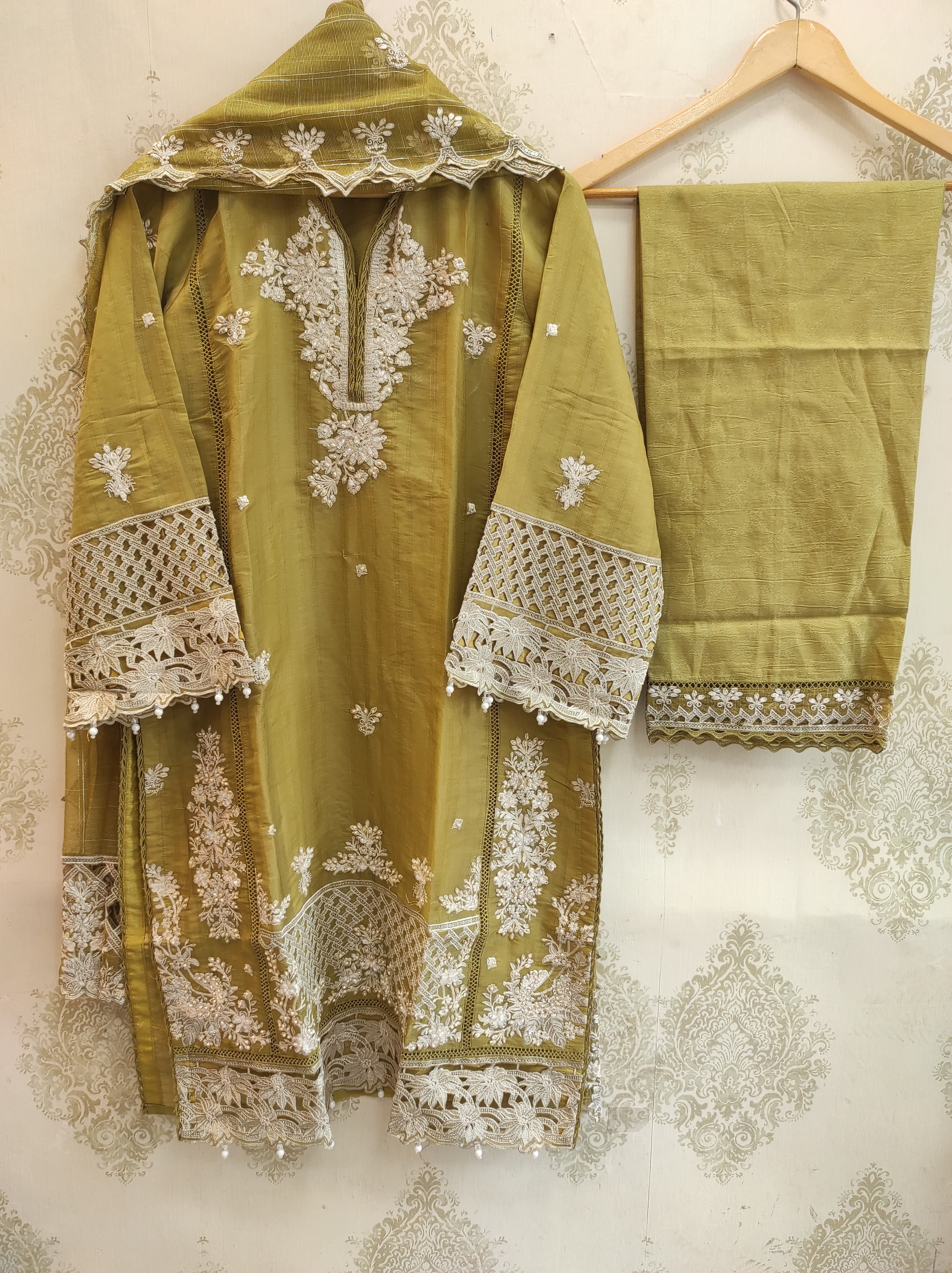 OLIVE NOOR CUTWORK SUIT