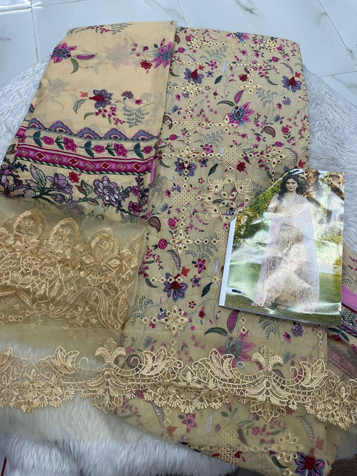 Flora Embroidered Cotton Suit | D.no.016
