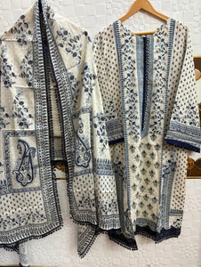 Sapphire Printed Lawn Collection