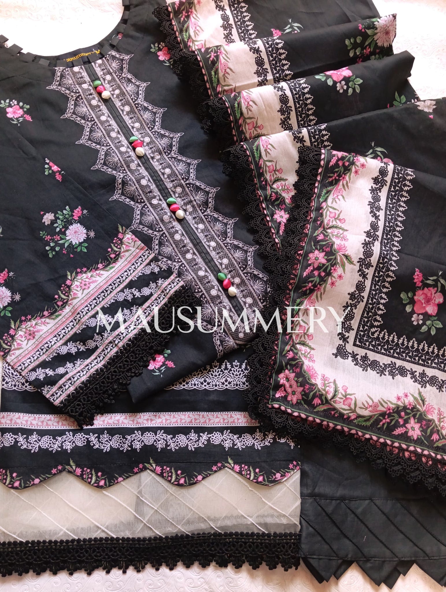 Mausummery Lawn - 01