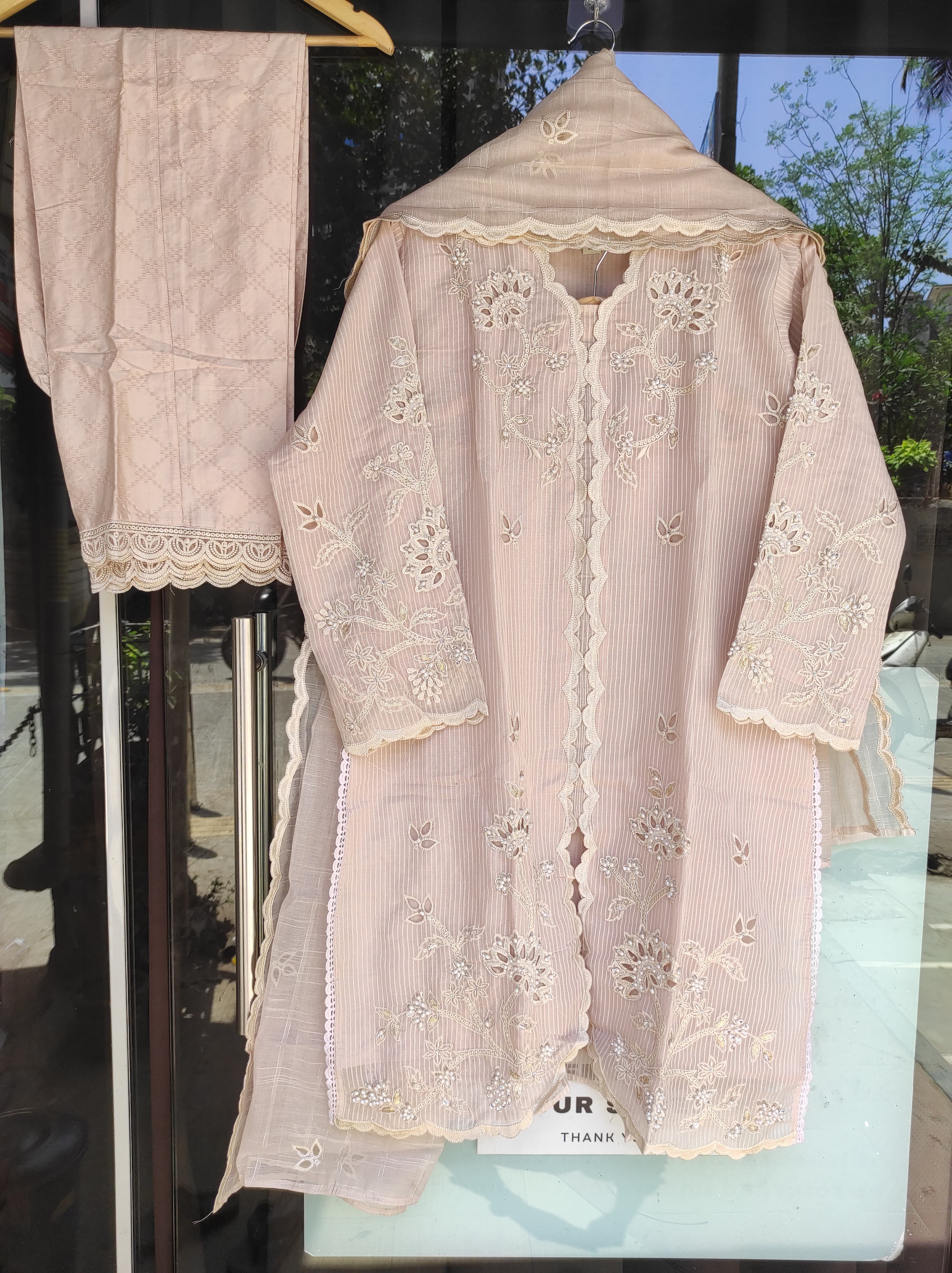 Light Peach Eid Pret