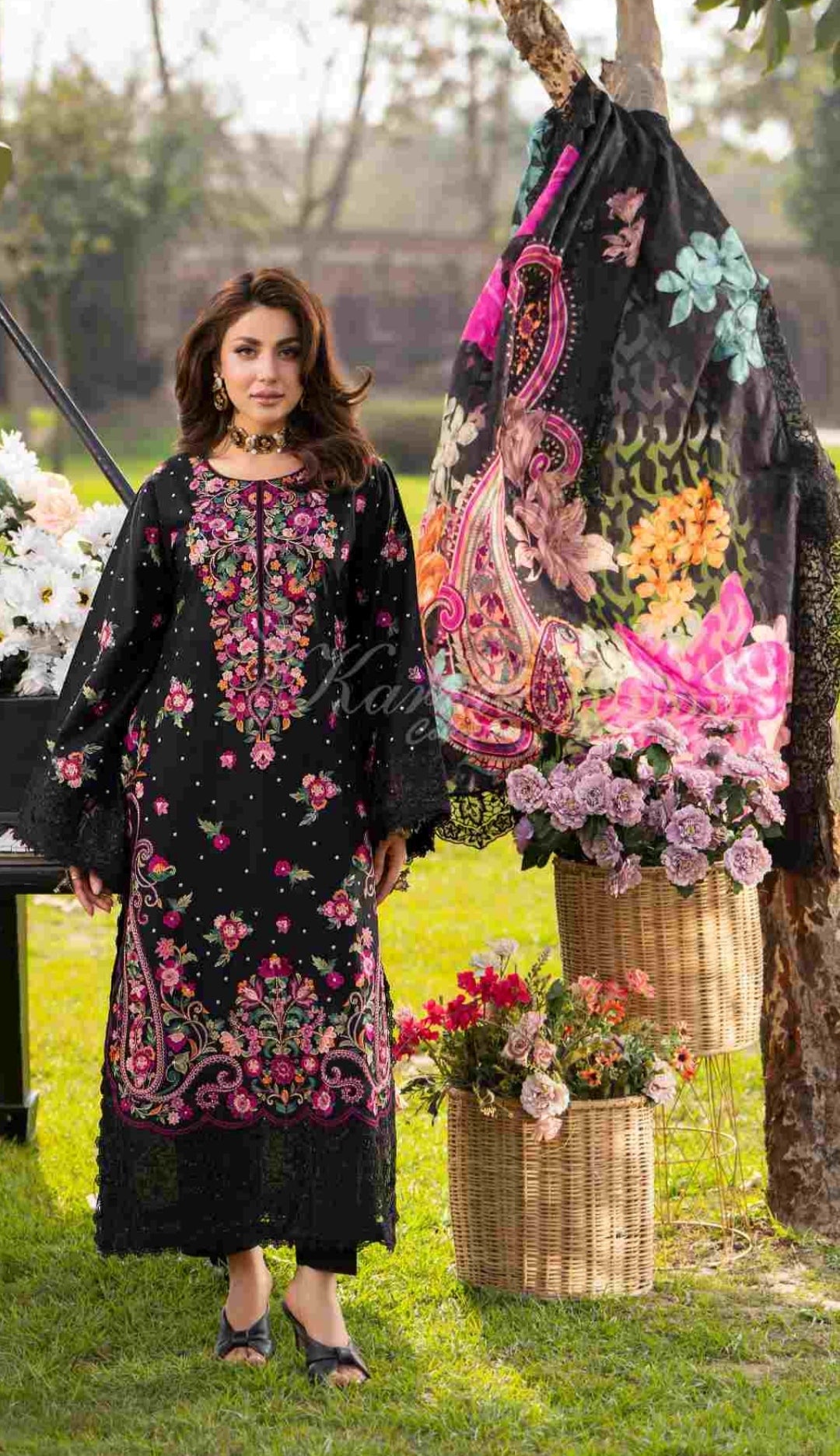 Chaand Raat Luxury Lawn | Black Floral