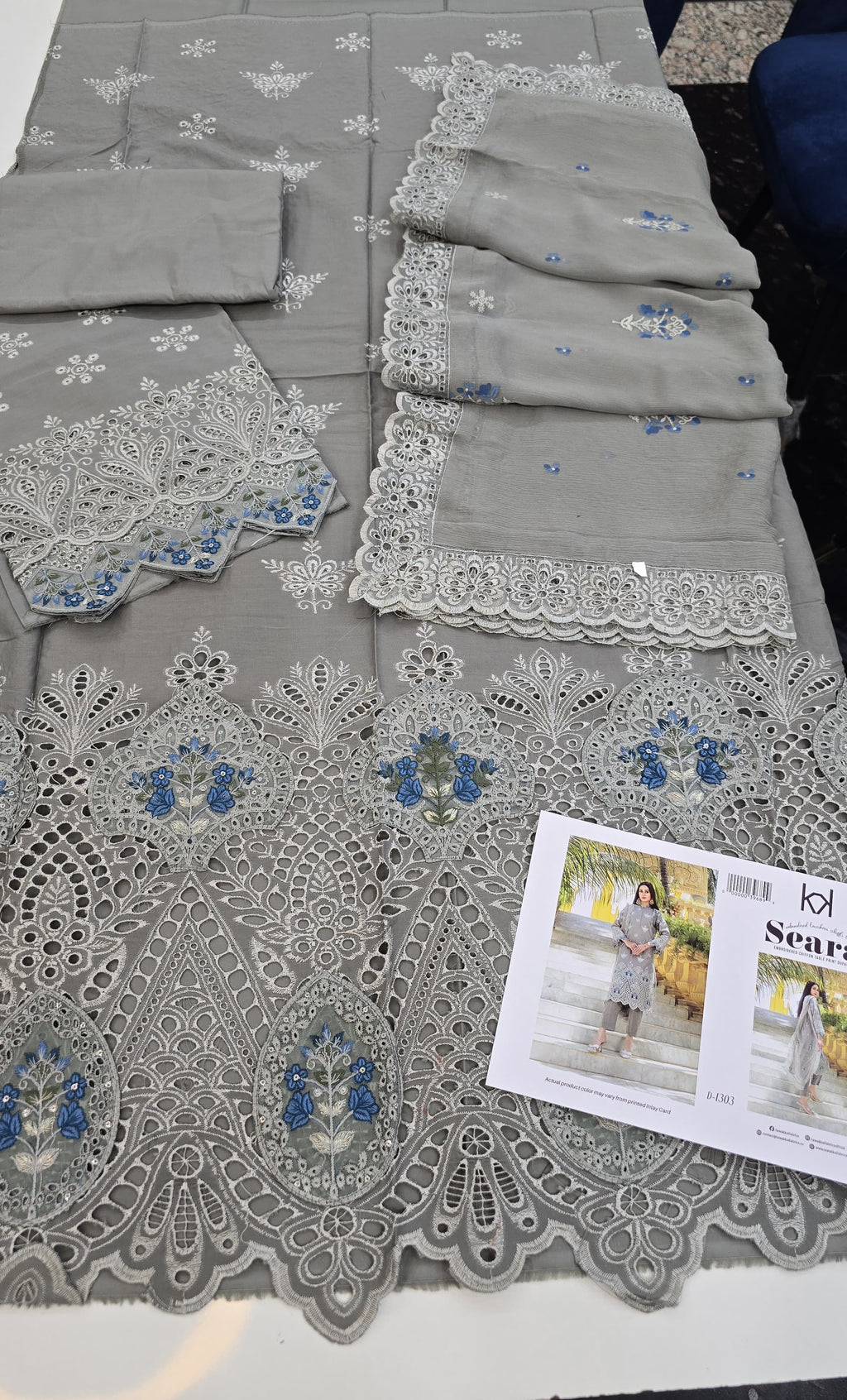 Seara Semi-stitched Lawn | D.no.005