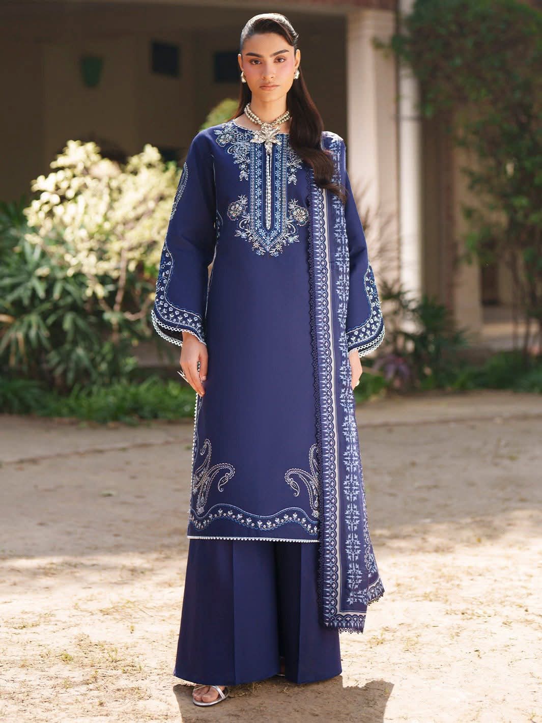 Fiona Mahnur Unstitched Embroidered Lawn 06