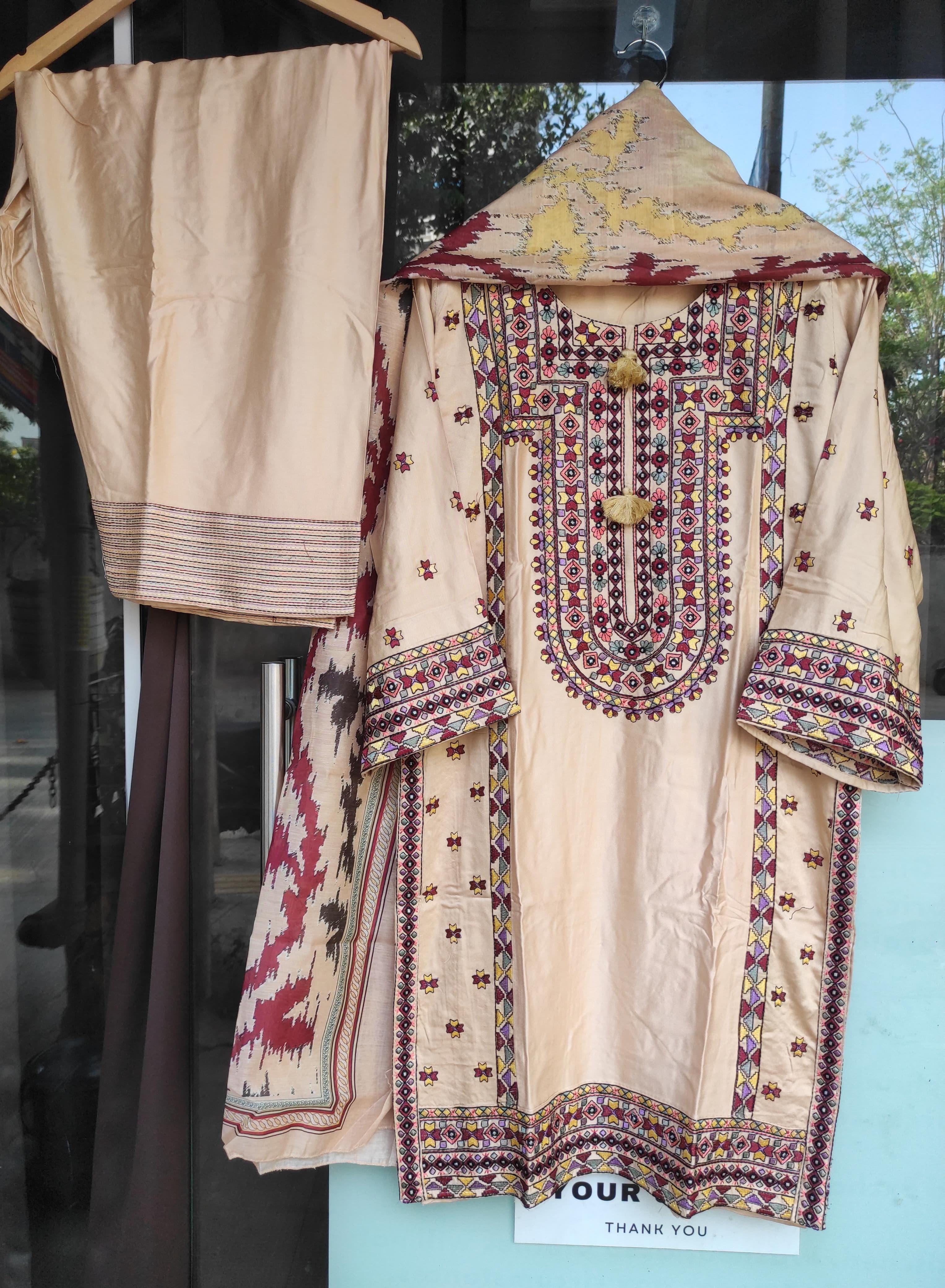 Classic Afghani Farshi Set (Beige)