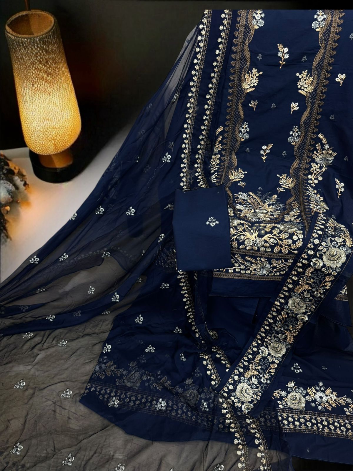 Bareeze Embroidered Lawn (Unstitched) 006