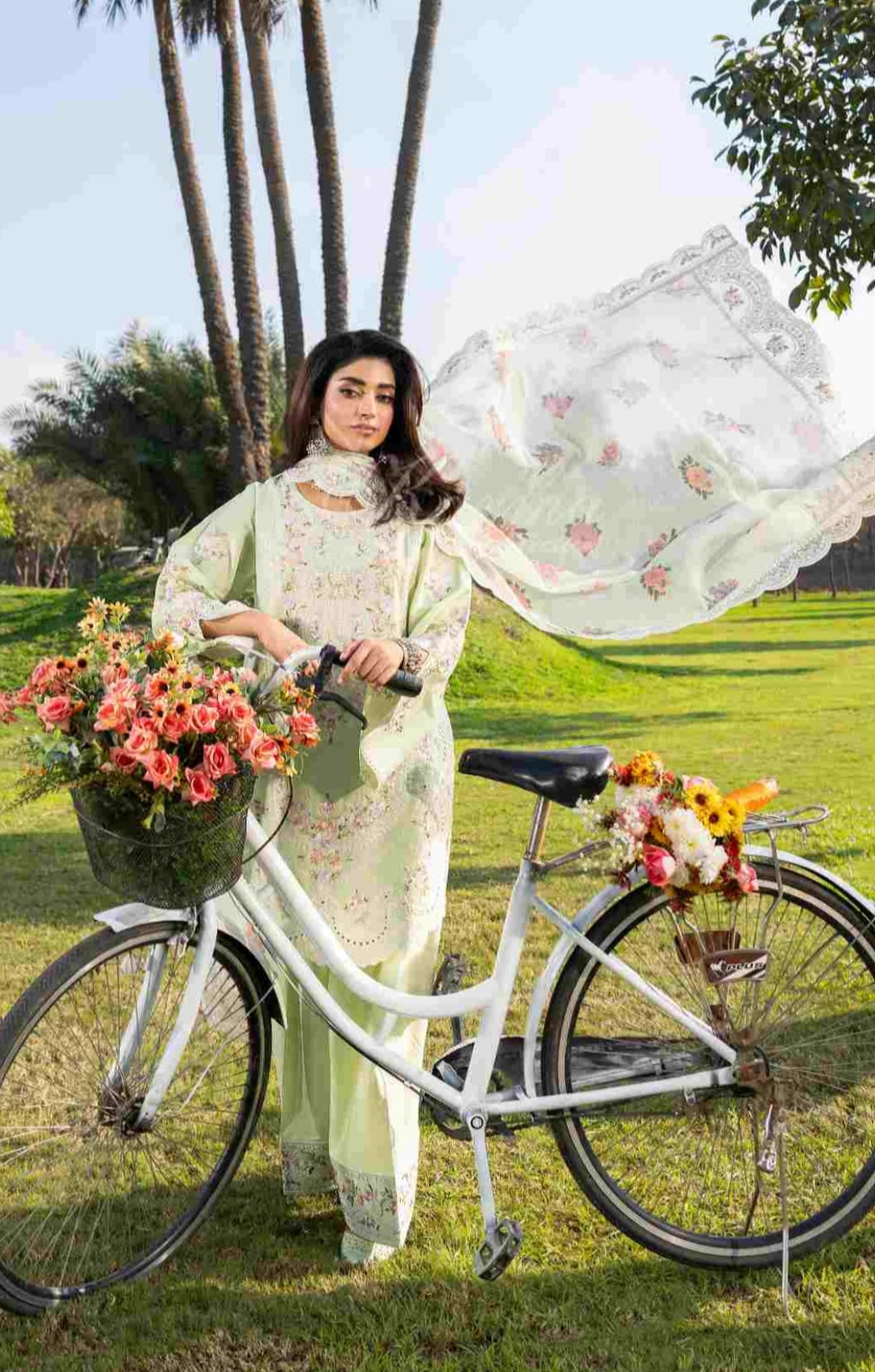 Chaand Raat Luxury Lawn | Pale Green