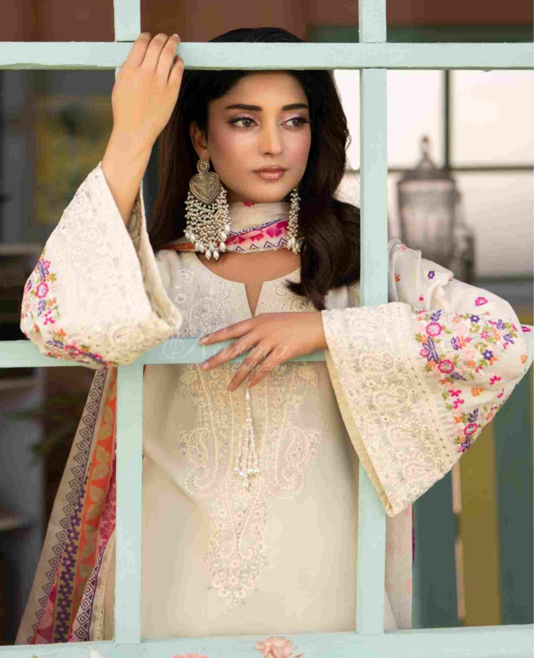Ferisha Luxury Lawn | Antique Pearl