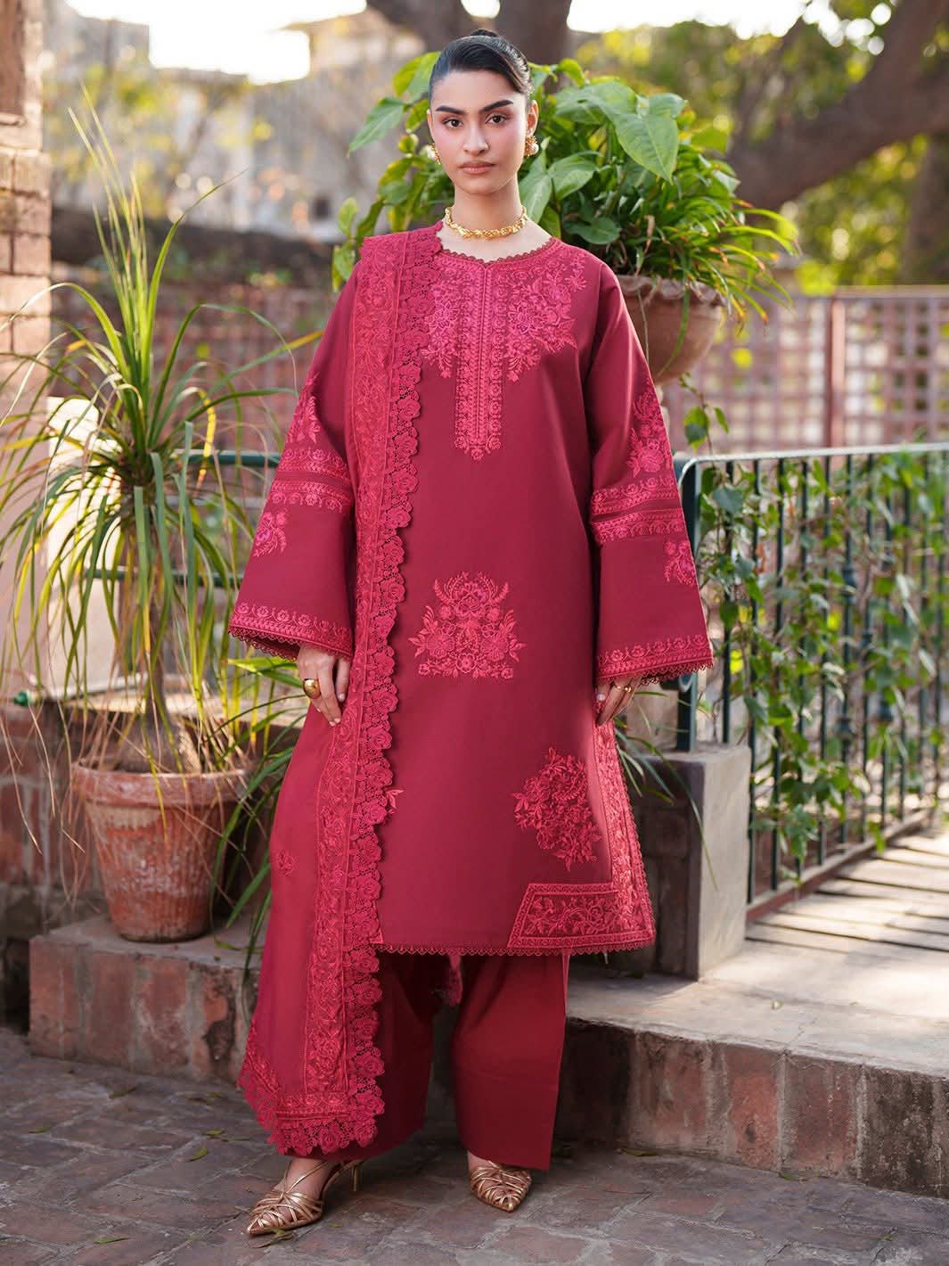 Fiona Mahnur Unstitched Embroidered Lawn 07