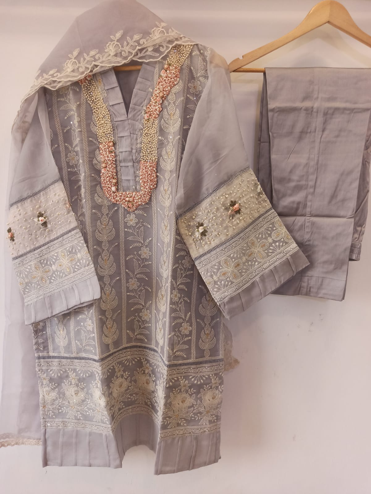 Ribbon Work Kurta Set With Dupatta