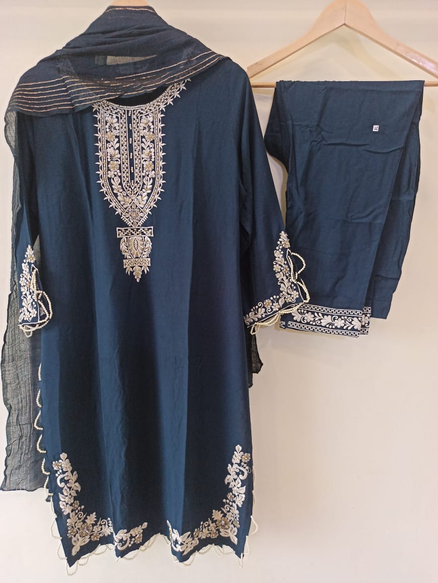 Peacock Blue Pearl Set